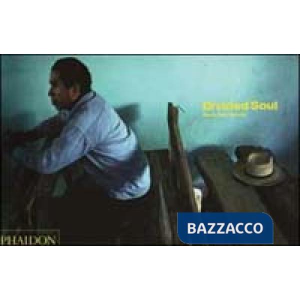 Divided Soul. A Journey from Iberia. Ediz. illustrata