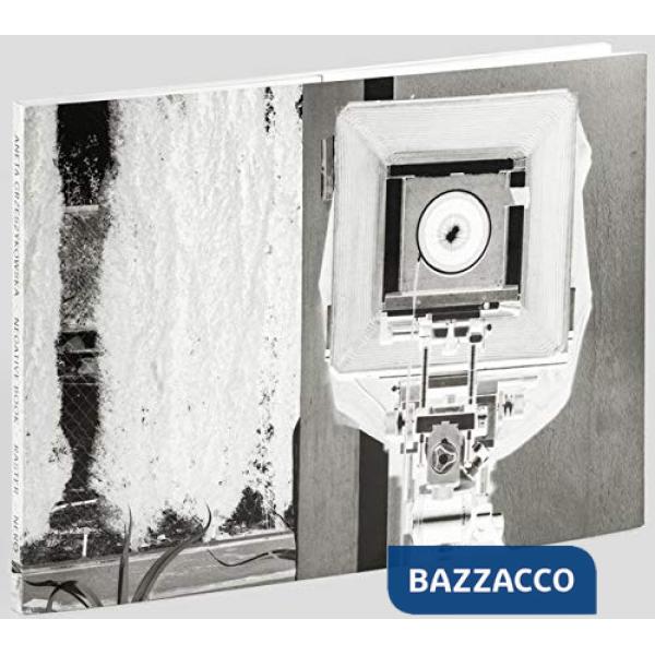 Negative book. Ediz. illustrata
